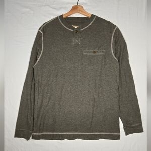 The Territory Ahead Men's Olive Green Long Sleeve Henley Medium GUC